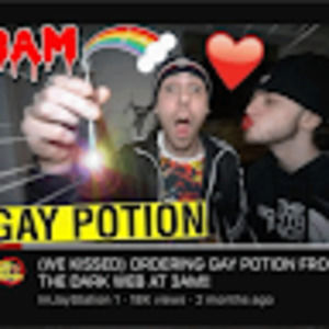 Meet your Posher, Avery